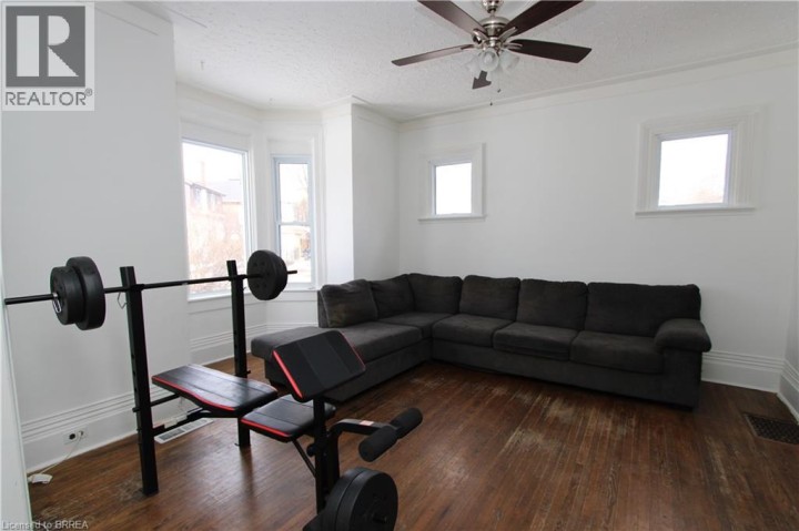 Photo 5 at 97 Park Avenue, Victoria / Arthur, Brantford