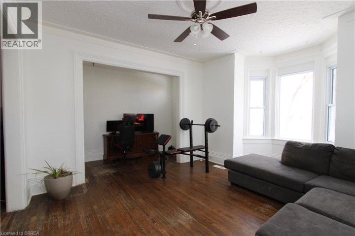 Photo 8 at 97 Park Avenue, Victoria / Arthur, Brantford
