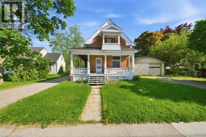 Photo 1 at 816 E Colborne Street, Echo Place, Brantford