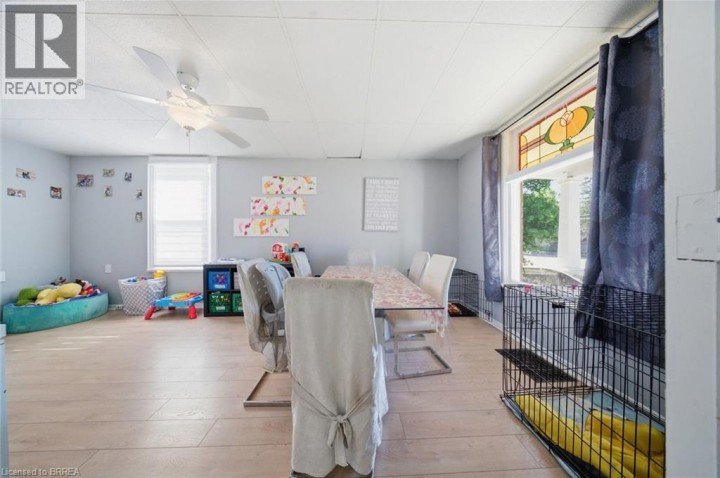 Photo 24 at 816 E Colborne Street, Echo Place, Brantford