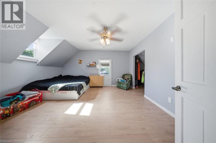 Photo 28 at 816 E Colborne Street, Echo Place, Brantford