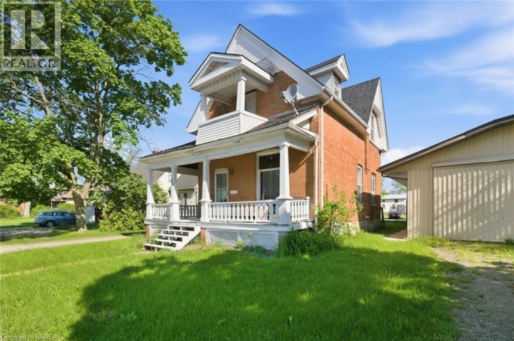 Photo 4 at 816 E Colborne Street, Echo Place, Brantford