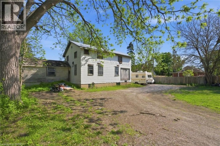 Photo 40 at 816 E Colborne Street, Echo Place, Brantford