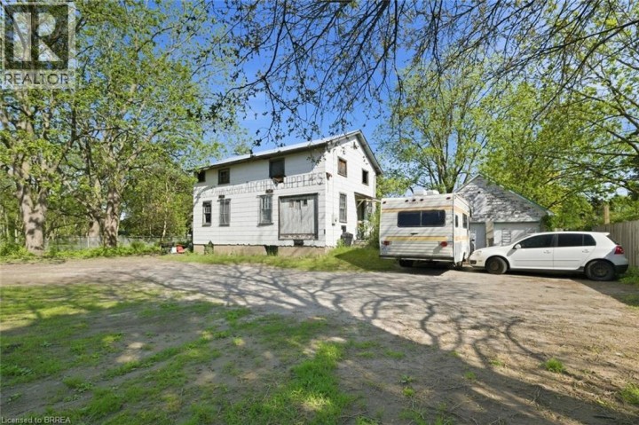 Photo 43 at 816 E Colborne Street, Echo Place, Brantford