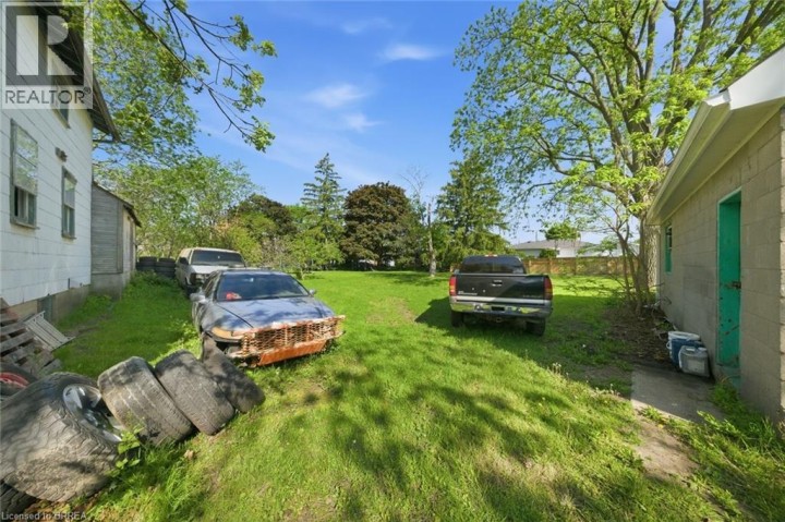 Photo 46 at 816 E Colborne Street, Echo Place, Brantford