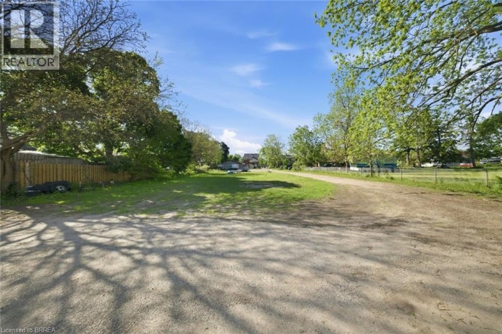 Photo 48 at 816 E Colborne Street, Echo Place, Brantford