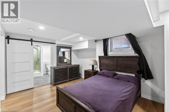 Photo 31 at 309 Terrace Hill Street, Terrace Hill, Brantford