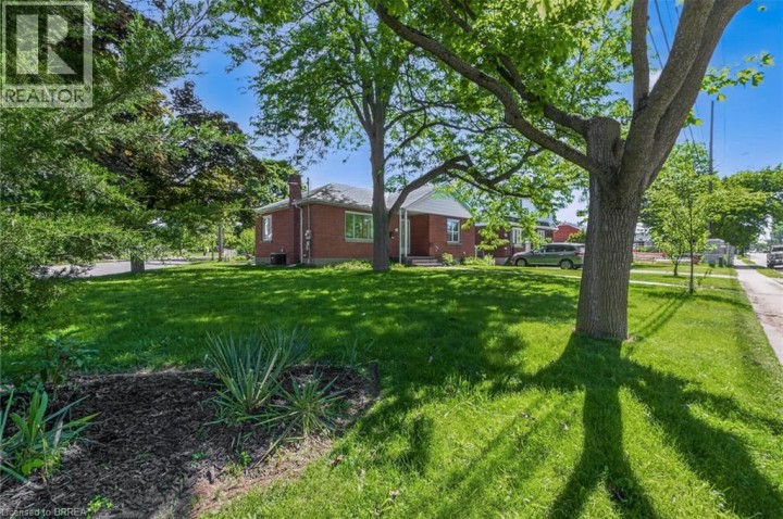 Photo 4 at 309 Terrace Hill Street, Terrace Hill, Brantford