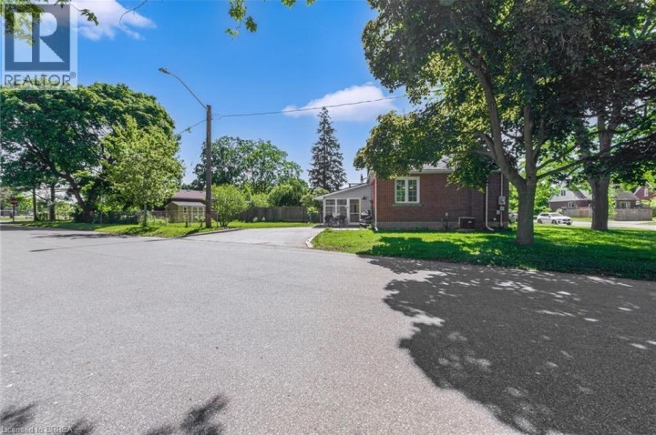 Photo 5 at 309 Terrace Hill Street, Terrace Hill, Brantford