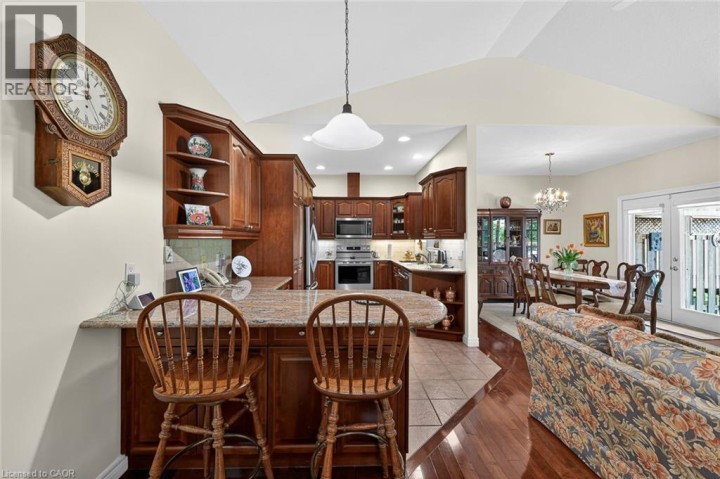 Photo 13 at 16 - 500 Lakeview Drive, Woodstock - North, Woodstock