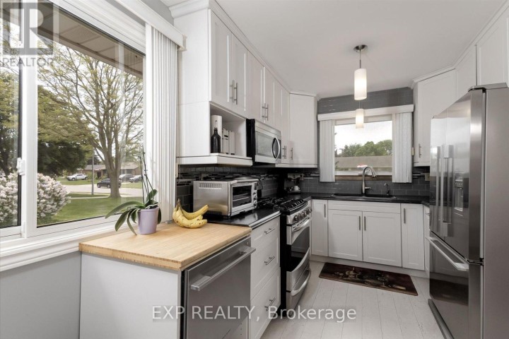 Photo 10 at 28 Denrich Avenue, Tillsonburg