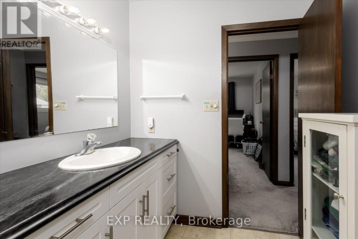 Photo 21 at 28 Denrich Avenue, Tillsonburg