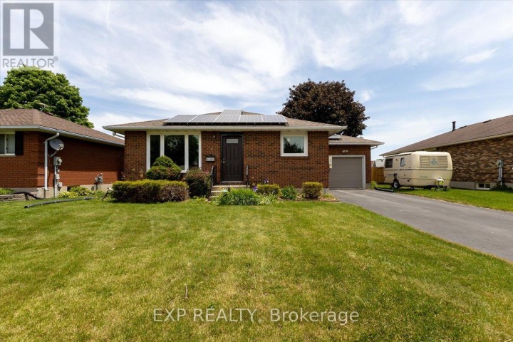 Photo 3 at 28 Denrich Avenue, Tillsonburg