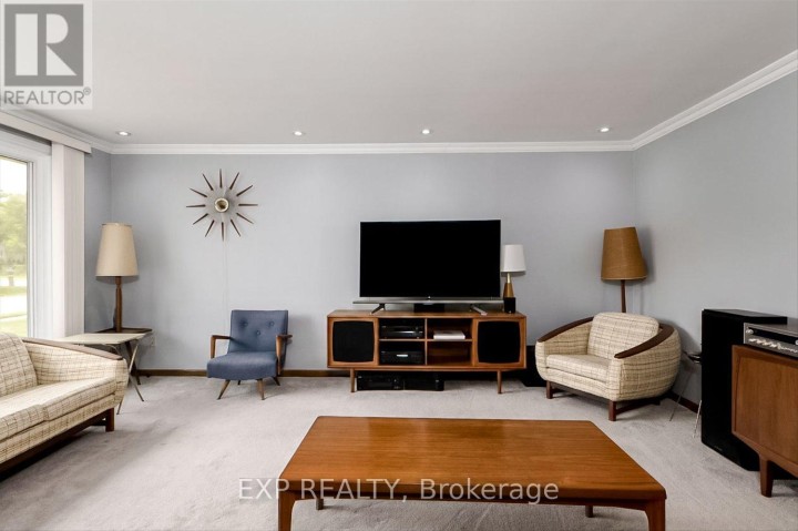 Photo 9 at 28 Denrich Avenue, Tillsonburg