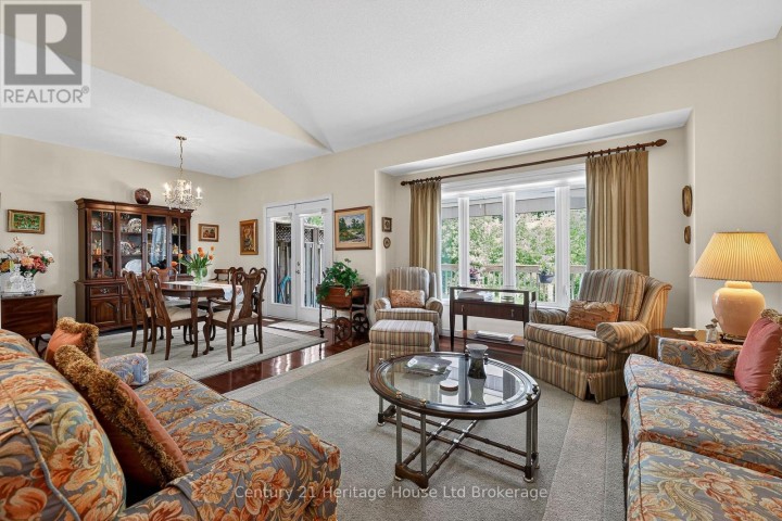 Photo 10 at 16 - 500 Lakeview Drive, Woodstock - North, Woodstock