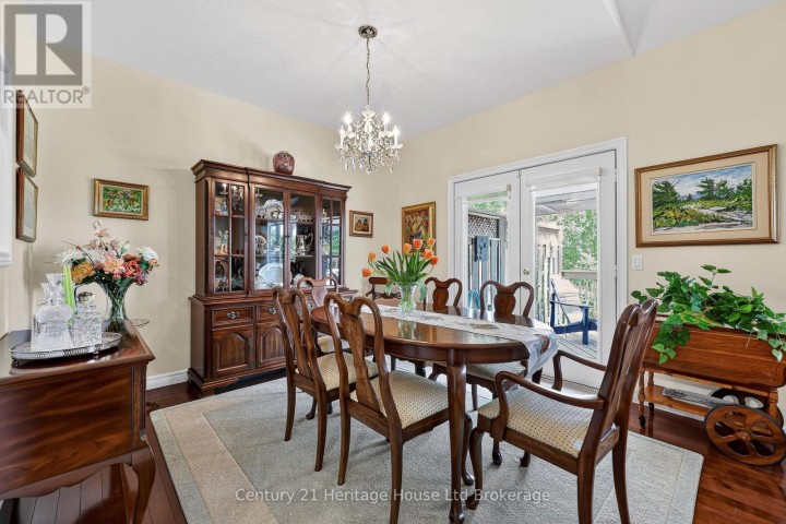 Photo 12 at 16 - 500 Lakeview Drive, Woodstock - North, Woodstock