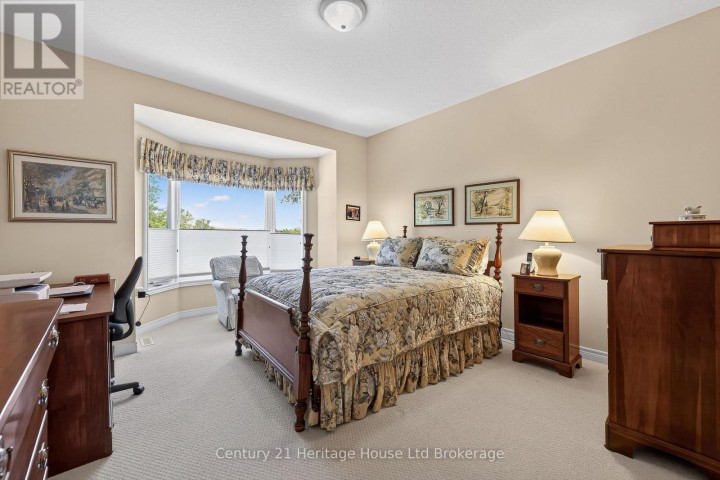 Photo 18 at 16 - 500 Lakeview Drive, Woodstock - North, Woodstock