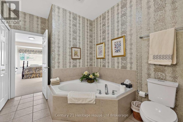 Photo 22 at 16 - 500 Lakeview Drive, Woodstock - North, Woodstock