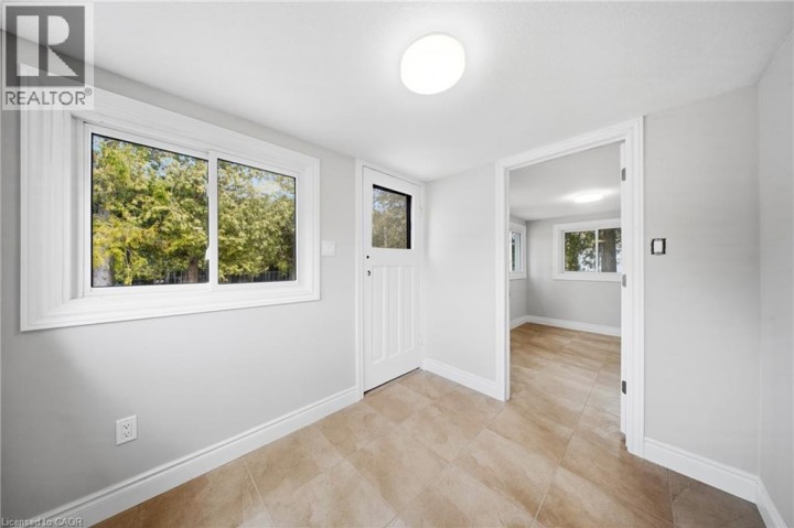 Photo 34 at 75 Robinson Road, Alison Park / Eastview North, Cambridge
