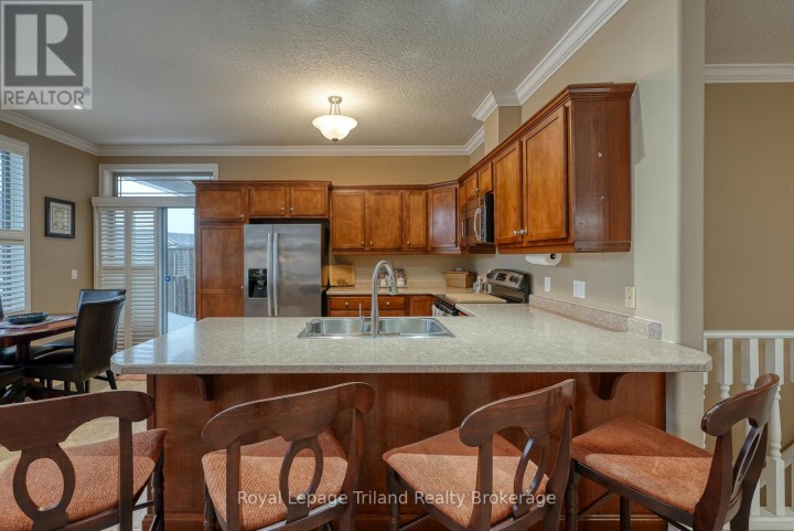 Photo 24 at 54 - 570 Spitfire Street, Woodstock - North, Woodstock