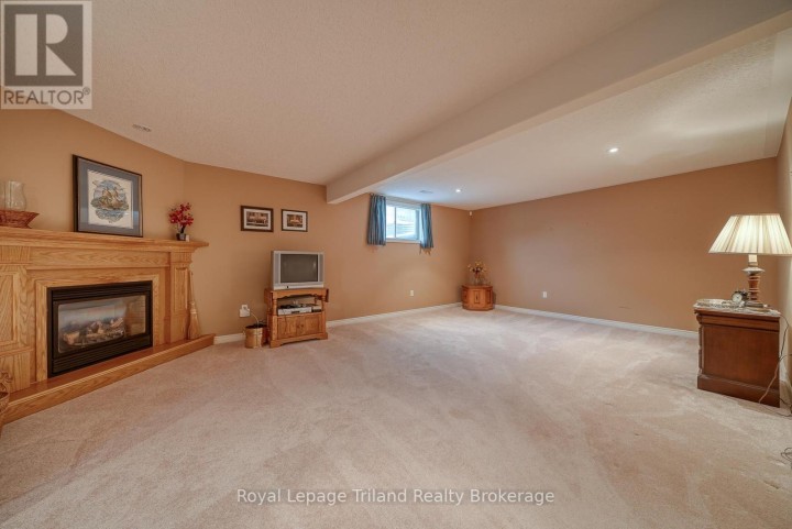 Photo 31 at 54 - 570 Spitfire Street, Woodstock - North, Woodstock