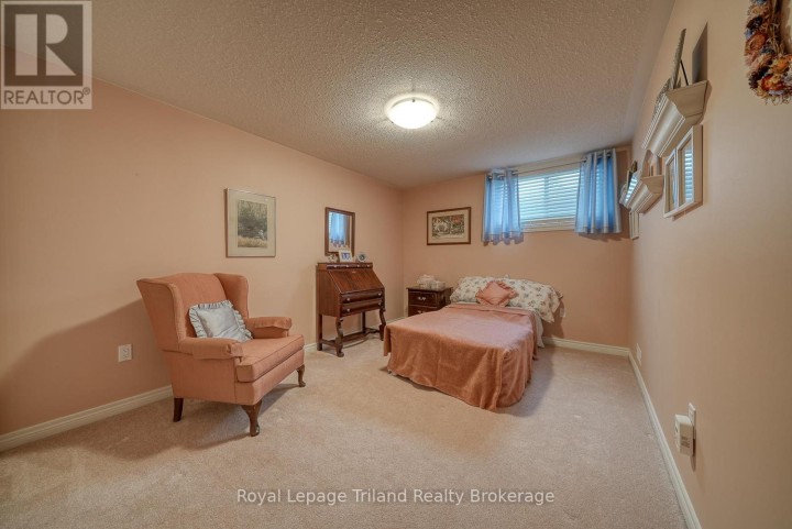 Photo 40 at 54 - 570 Spitfire Street, Woodstock - North, Woodstock