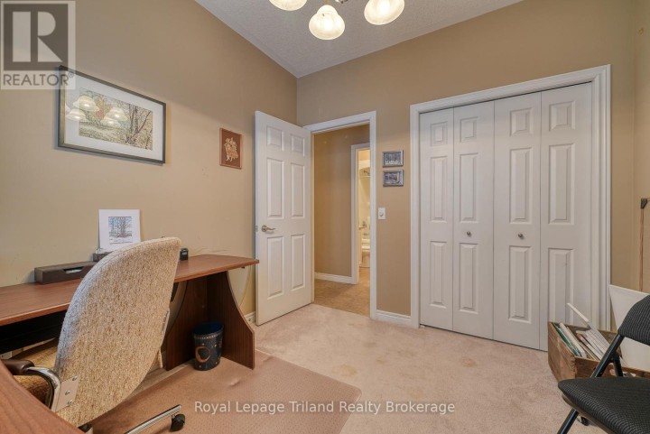 Photo 7 at 54 - 570 Spitfire Street, Woodstock - North, Woodstock