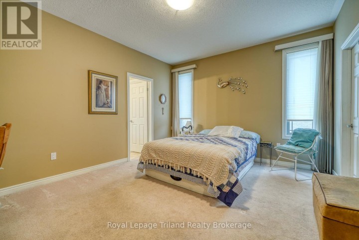 Photo 9 at 54 - 570 Spitfire Street, Woodstock - North, Woodstock