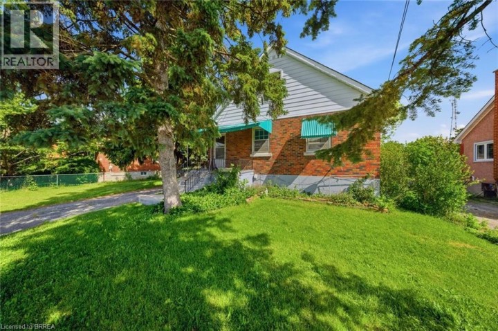 Photo 2 at 26 Alice Street, East Ward, Brantford
