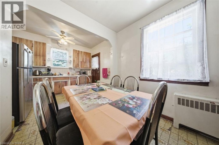 Photo 7 at 26 Alice Street, East Ward, Brantford