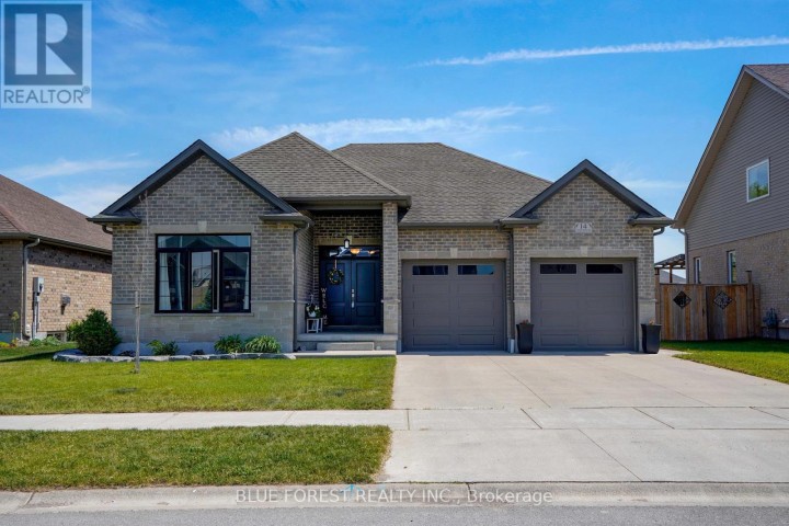 Photo 1 at 14 Thames Springs Crescent, Ingersoll (Thamesford), Ingersoll