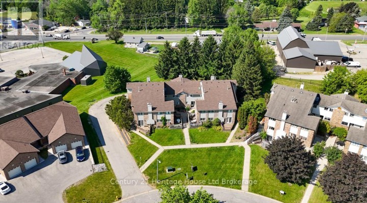 Photo 1 at 6 - 19 Wren Court, Tillsonburg