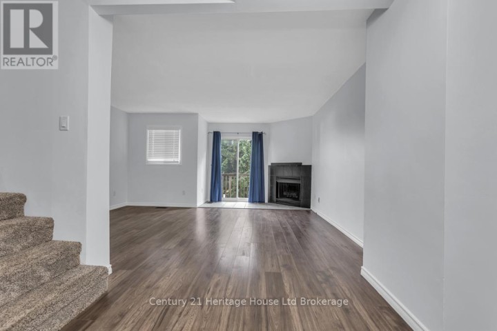 Photo 8 at 6 - 19 Wren Court, Tillsonburg