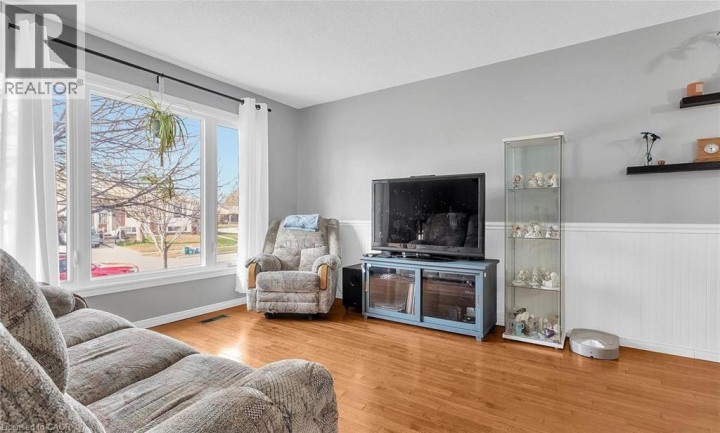 Photo 11 at 1132 Pearson Drive, Woodstock - North, Woodstock