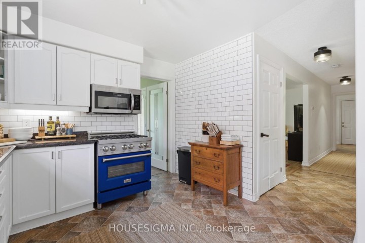 Photo 9 at 1 Newport Lane, Port Dover, Norfolk County