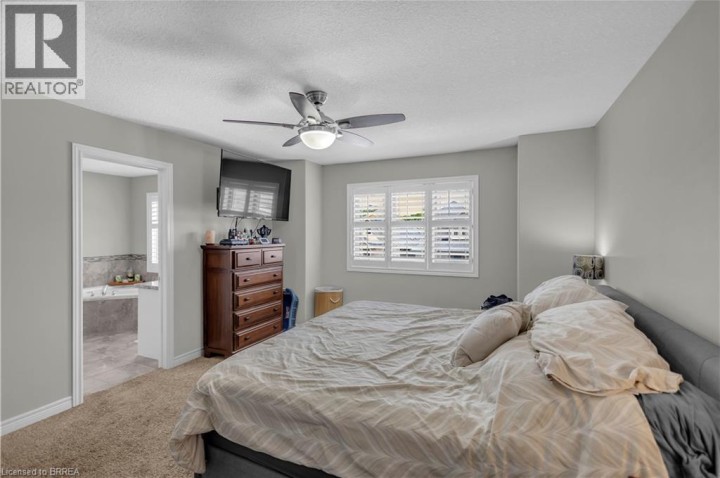 Photo 20 at 28 Banks Street, Holmedale, Brantford
