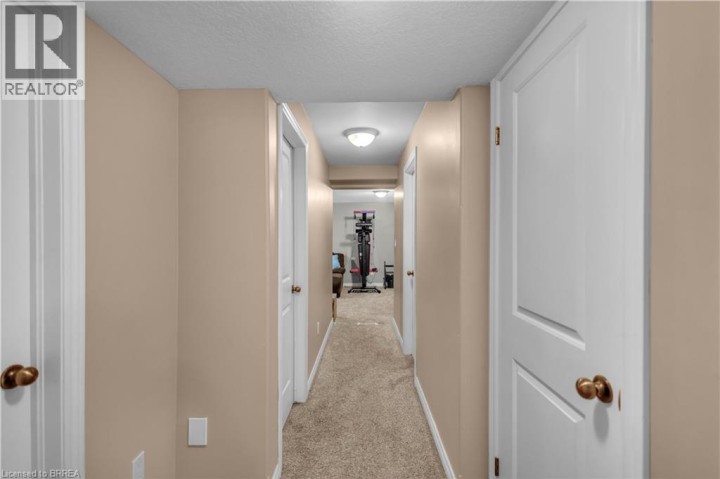 Photo 39 at 28 Banks Street, Holmedale, Brantford