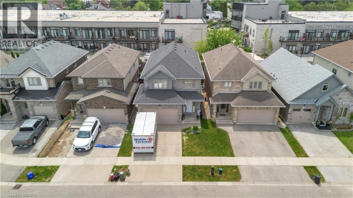 Photo 44 at 28 Banks Street, Holmedale, Brantford