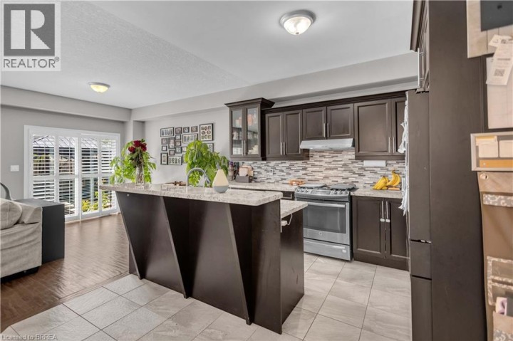 Photo 7 at 28 Banks Street, Holmedale, Brantford