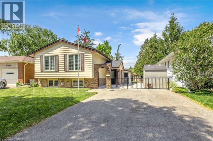 Photo 1 at 46 Brisbane Boulevard, Echo Place, Brantford