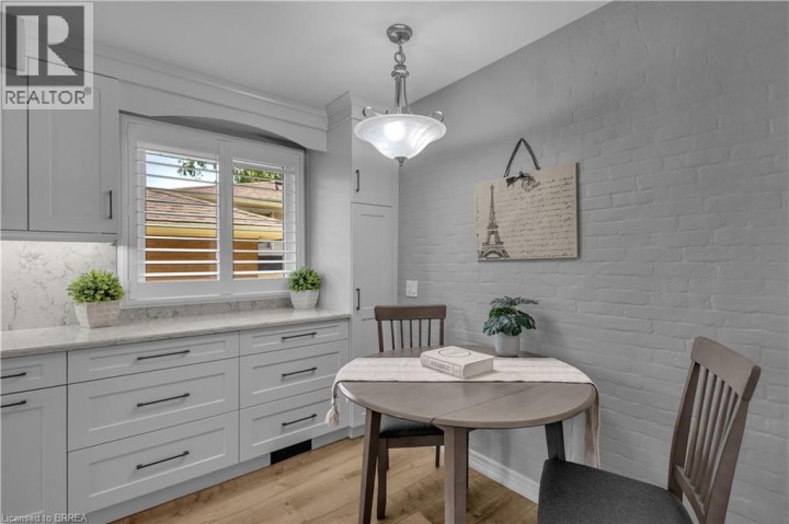 Photo 11 at 46 Brisbane Boulevard, Echo Place, Brantford