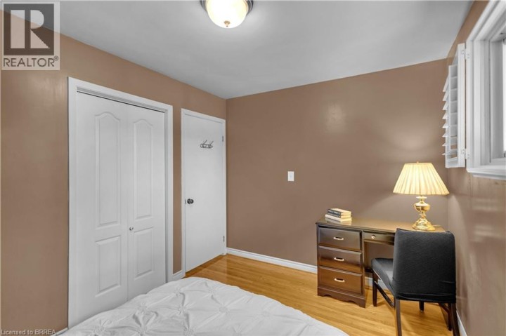 Photo 13 at 46 Brisbane Boulevard, Echo Place, Brantford