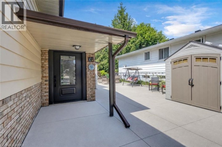Photo 2 at 46 Brisbane Boulevard, Echo Place, Brantford