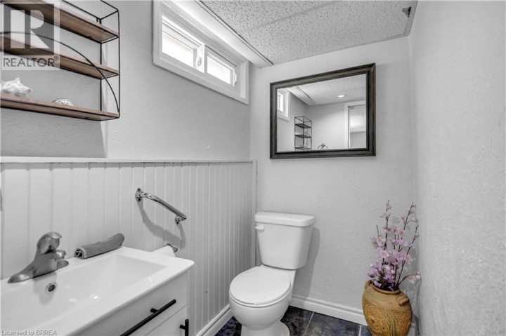 Photo 24 at 46 Brisbane Boulevard, Echo Place, Brantford