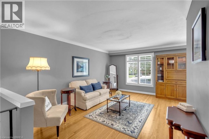 Photo 4 at 46 Brisbane Boulevard, Echo Place, Brantford