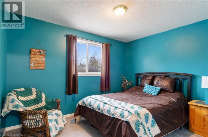 Photo 13 at 71 Barnes Avenue, Queensway / Grove, Brantford