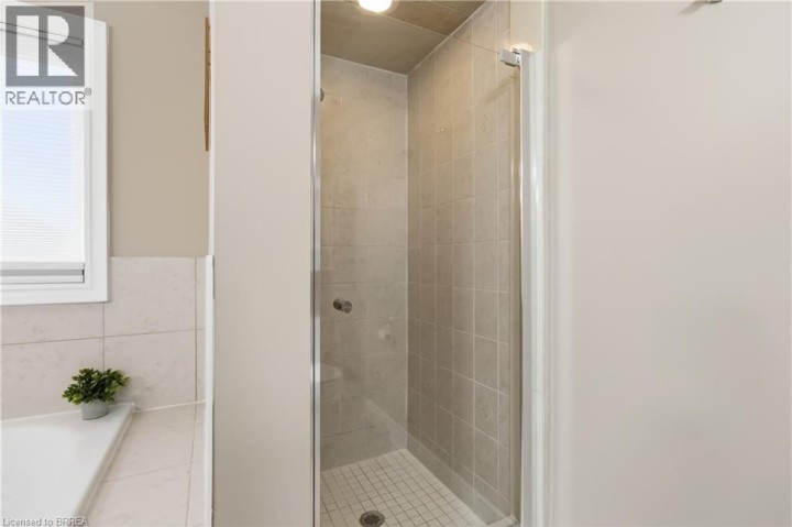 Photo 23 at 16 Pollard Street, Empire South, Brantford