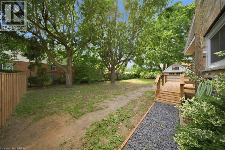 Photo 27 at 14 Bond Street, North Park / Wood St., Brantford