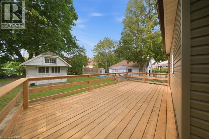 Photo 29 at 14 Bond Street, North Park / Wood St., Brantford