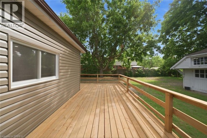 Photo 31 at 14 Bond Street, North Park / Wood St., Brantford